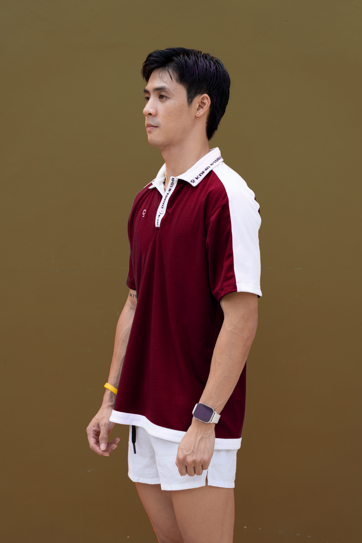 Kana Studio Men Colorblock Panel Top in Maroon