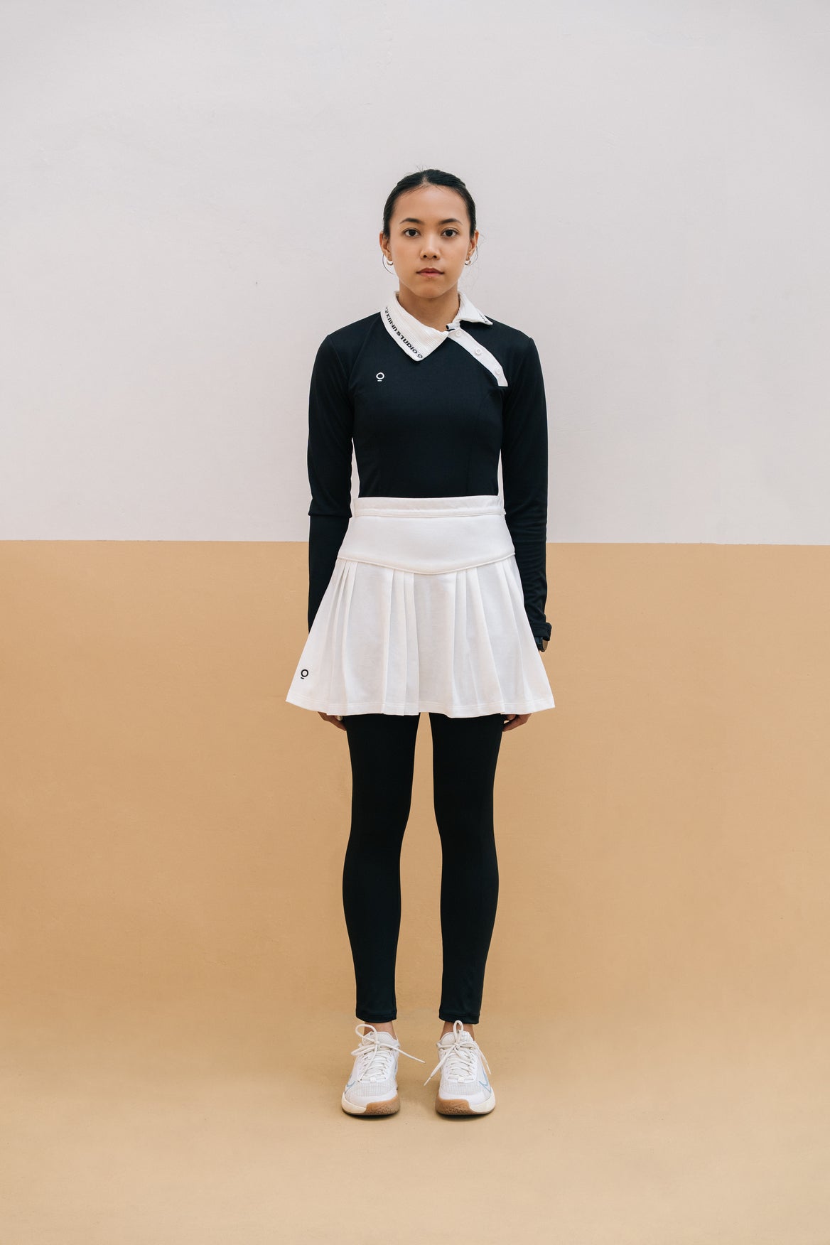 V-line Pleated Skirt in White