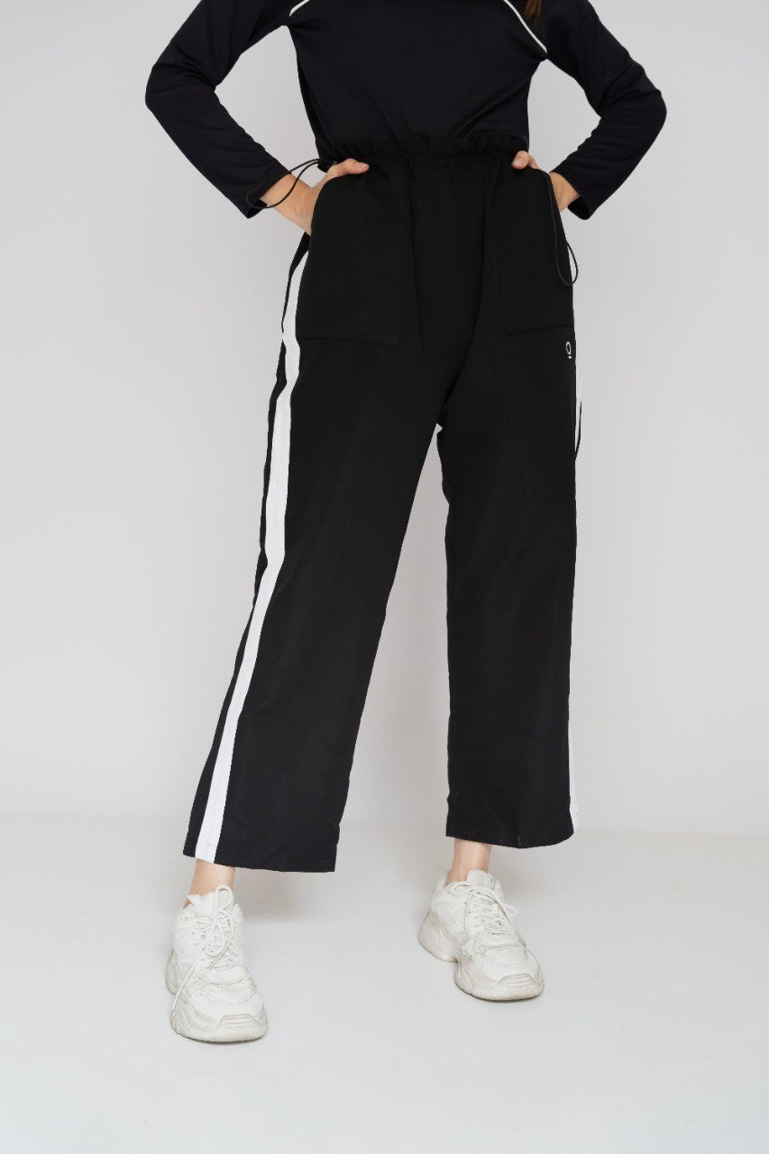 Kana  Studio Drawstring Jogger